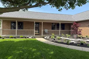 1215 Kimberly Dr, Saint Marys, OH 45885 - Photo 2