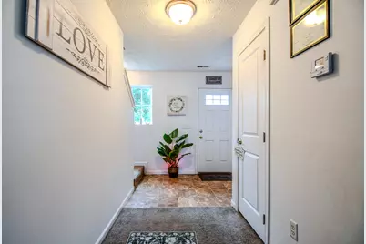 2111 Willow Oak Court, Dayton, OH 45439 - Photo 8