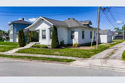 105 S Pine Street, Wapakoneta, OH 45895 - Photo 2