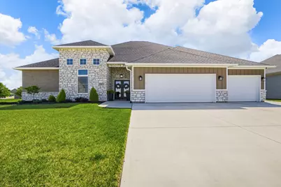 960 Rosenthal Drive, Tipp City, OH 45371 - Photo 1