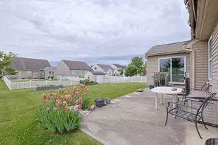 4281 Bergamot Dr, Tipp City, OH 45371 - Photo 24