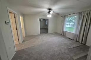 705 Oil St, Saint Marys, OH 45885 - Photo 10