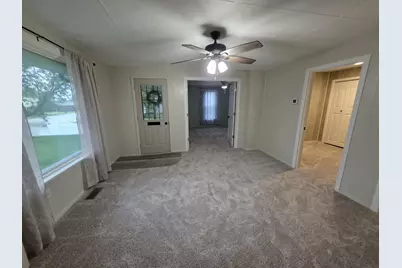 705 Oil Street, Saint Marys, OH 45885 - Photo 6