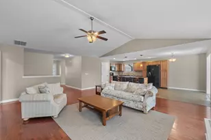 665 King Richard Ct, Troy, OH 45373 - Photo 10