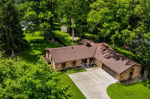 2693 Ehrhart Dr, Springfield, OH 45502 - Photo 2