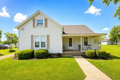 1109 S Greenwood Street, Bellefontaine, OH 43311 - Photo 1