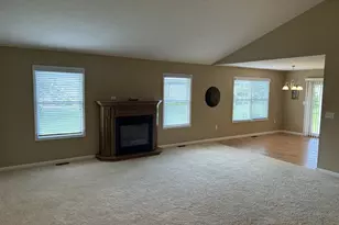 909 Stoneybrook Dr, Saint Marys, OH 45885 - Photo 4