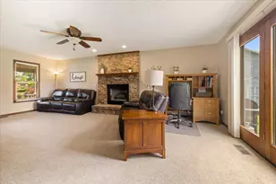 3344 Sea Turtle Dr, Dayton, OH 45414 - Photo 12