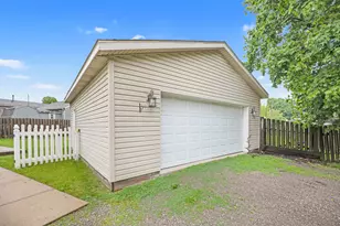 709 E Sandusky Ave, Bellefontaine, OH 43311 - Photo 6