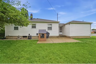 607 W Lake Avenue, New Carlisle, OH 45344 - Photo 44