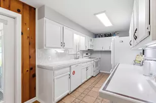 708 Lawnview Ave, Springfield, OH 45505 - Photo 8