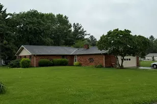 5655 Bradley Dr, Tipp City, OH 45371 - Photo 2