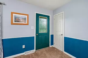 2591 Old Springfield Rd, Springfield, OH 45502 - Photo 6