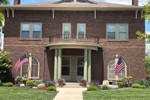 302 W Auglaize St, Wapakoneta, OH 45895 - Photo 2