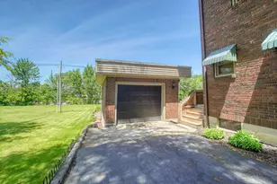 302 W Auglaize St, Wapakoneta, OH 45895 - Photo 68