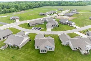105 Pebble Crk Dr, Eaton, OH 45320 - Photo 40