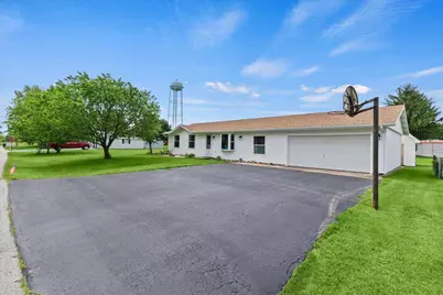 20 Dooley Drive, North Lewisburg, OH 43060 - Photo 2