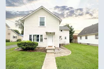 112 W Carter Avenue, Bellefontaine, OH 43311 - Photo 1