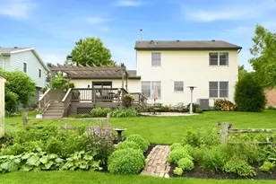 195 Finsbury Ln, Troy, OH 45373 - Photo 42