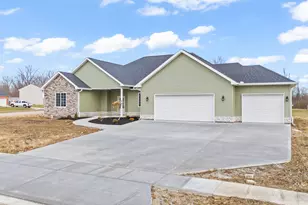 9907 Barnum Rd, Piqua, OH 45356 - Photo 2