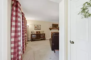 360 Locust View Way, Troy, OH 45373 - Photo 16