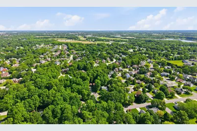 360 Locust View Way, Troy, OH 45373 - Photo 8