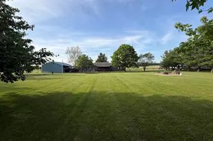 4064 Newport Rd, Fort Loramie, OH 45845 - Photo 14