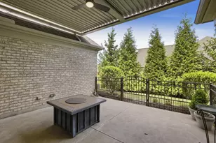 2370 Spring Rose Dr, Dayton, OH 45459 - Photo 38