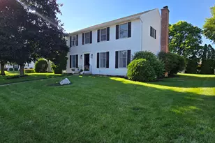 1814 Carlyle Dr, Piqua, OH 45356 - Photo 2