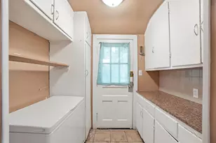 110 E 1st St, Springfield, OH 45504 - Photo 16
