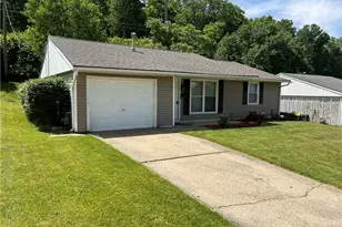 1213 Mayrose Dr, Dayton, OH 45449 - Photo 2