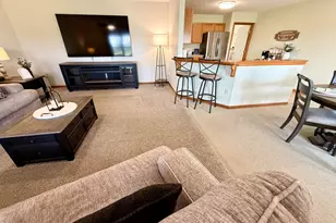 808 Lambert Dr, Piqua, OH 45356 - Photo 8