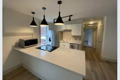 125.5 W Columbus Avenue #Suite 4, Bellefontaine, OH 43311 - Photo 2