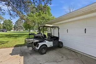 1155 W Choctaw Dr, London, OH 43140 - Photo 6
