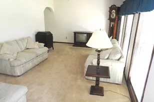 4024 Loop Dr, Englewood, OH 45322 - Photo 4