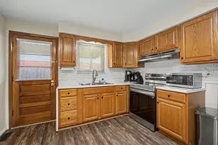 1428 Beaver Creek Ln, Kettering, OH 45429 - Photo 8