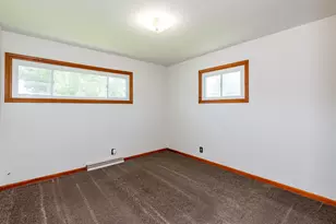 810 Meadow Ln, Troy, OH 45373 - Photo 10