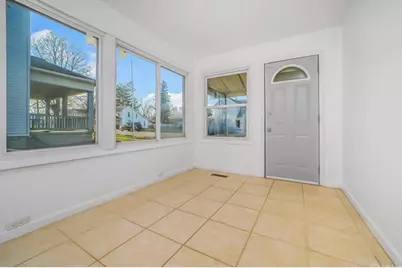 615 E Main Street, Greenville, OH 45331 - Photo 2