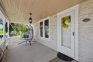413 S 1st St, Tipp City, OH 45371 - Photo 4