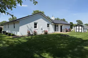 1012 Canterbury Dr, Celina, OH 45822 - Photo 4