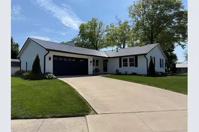 1012 Canterbury Drive, Celina, OH 45822 - Photo 2
