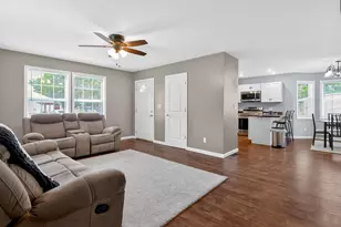 229 W Miami St, De Graff, OH 43318 - Photo 10