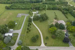 1424 N Lake Rd, New Carlisle, OH 45344 - Photo 2