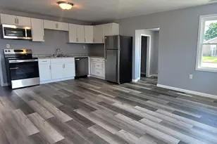 637 Hierholzer St, Celina, OH 45822 - Photo 6