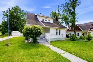 612 W Madison St, New Carlisle, OH 45344 - Photo 1