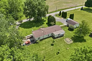 3751 Lundy Ln, London, OH 43140 - Photo 4