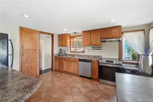 2164 E 4th St, Lima, OH 45804 - Photo 8