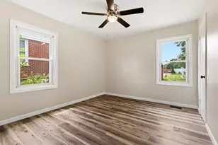 621 S Douglas Ave, Springfield, OH 45505 - Photo 16