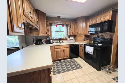 1206 Hawthorne Street, Saint Marys, OH 45885 - Photo 8