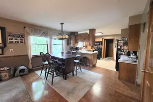1206 Hawthorne St, Saint Marys, OH 45885 - Photo 6